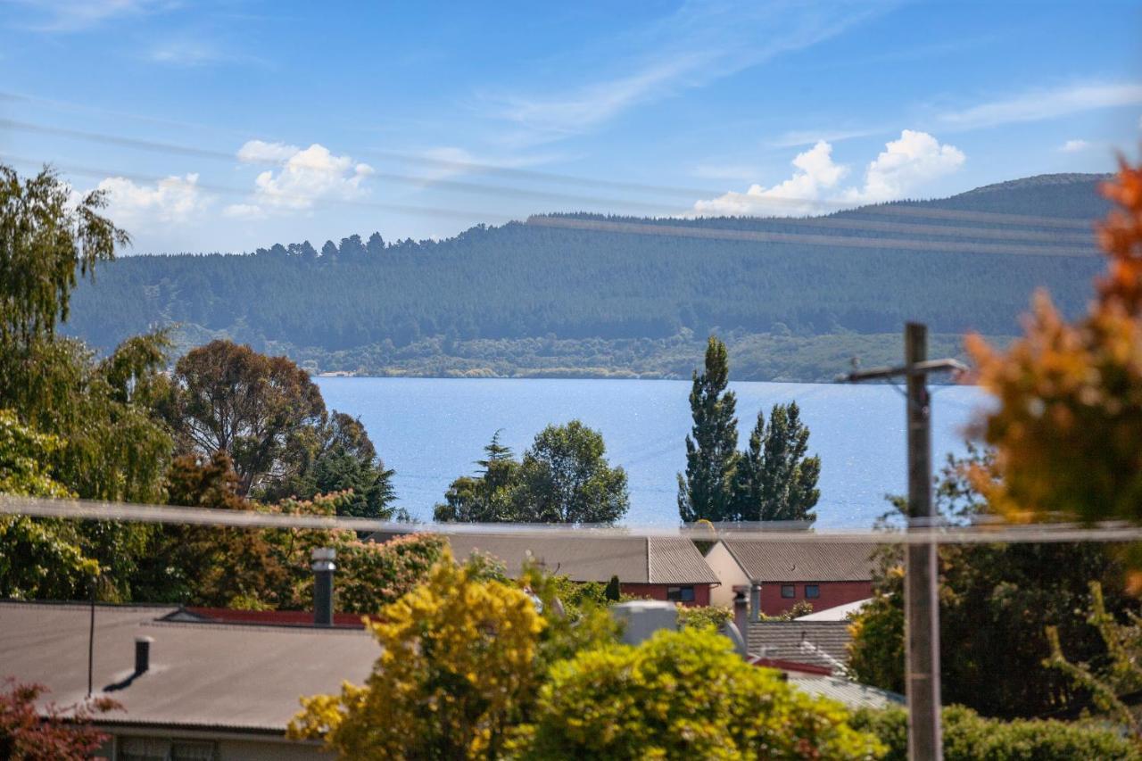 Lake Vista At Two Mile Bay- Taupo Central Home المظهر الخارجي الصورة